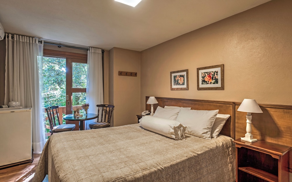 Hotel Canto Verde 27/77
