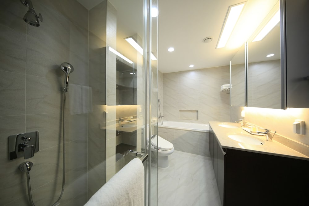 Orakai Insadong Suites 9/72