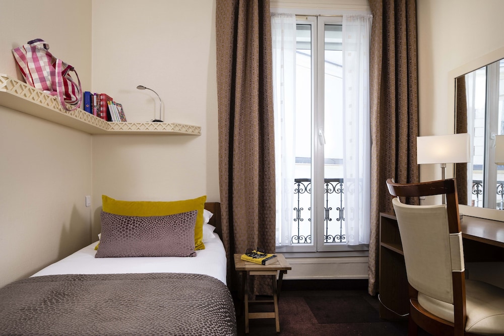 Grand Hotel Des Balcons 9/40