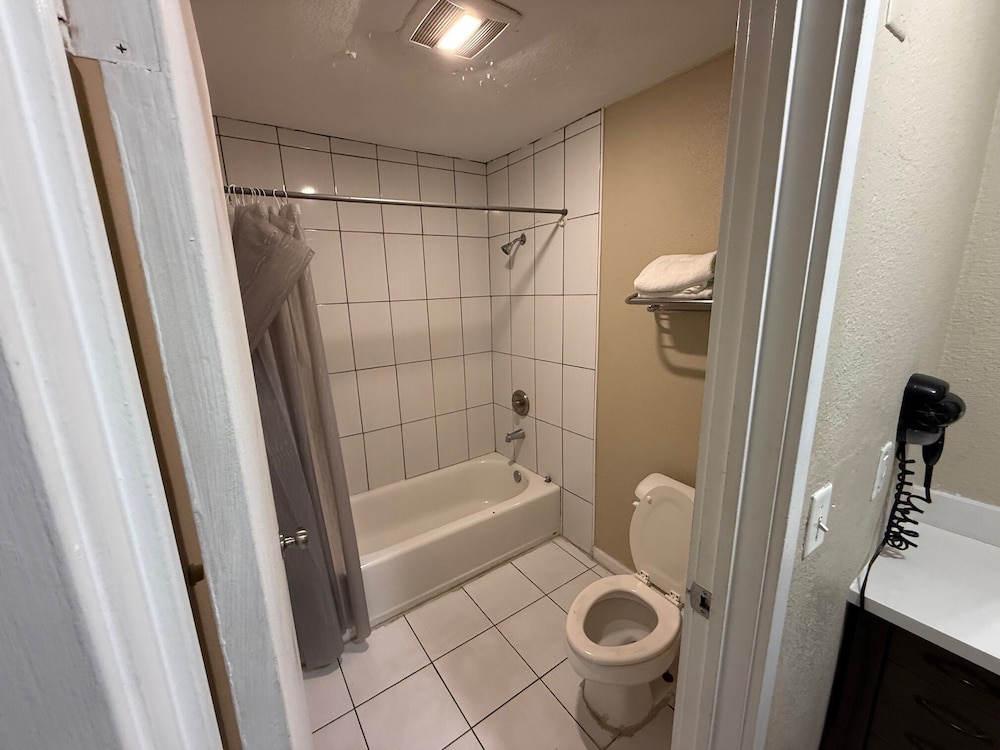 Capital O Hotel Richmond Hill/Savannah area I-95 46/48