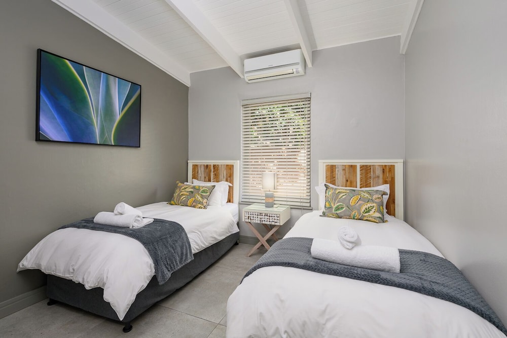 San Lameer Villa Rentals Bachelor Studio 2515 32/50