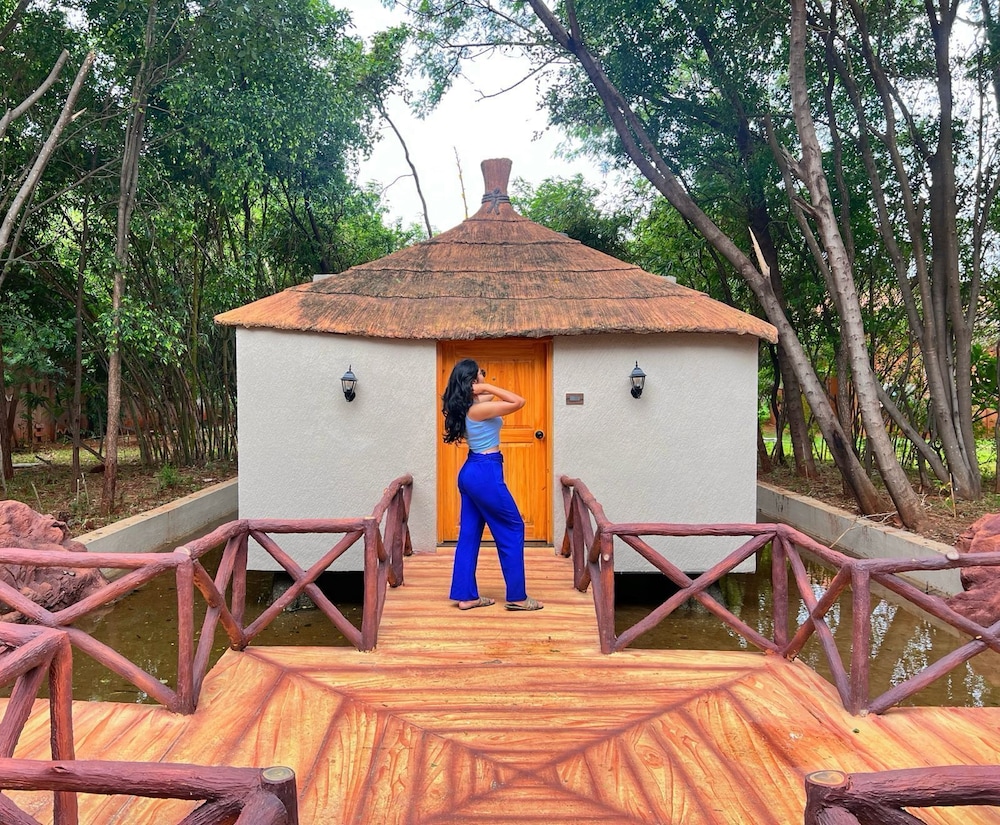 Vijayshree Heritage Village 63/68