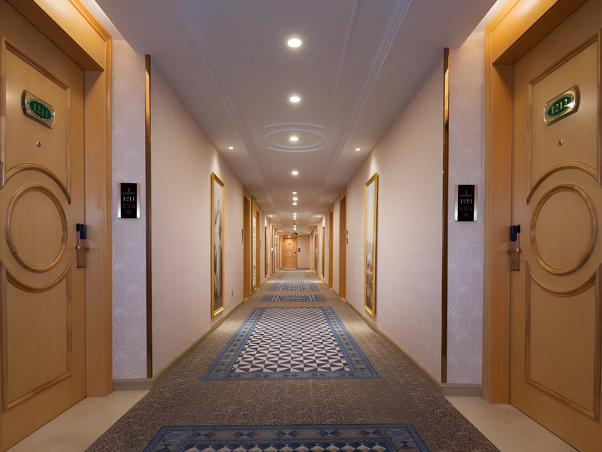 Vienna International Hotel (Yuhang Yuhang High Speed Railway Station) 16/30