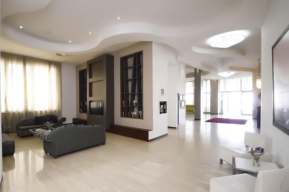 Hotel Bruman Casoria 18/20