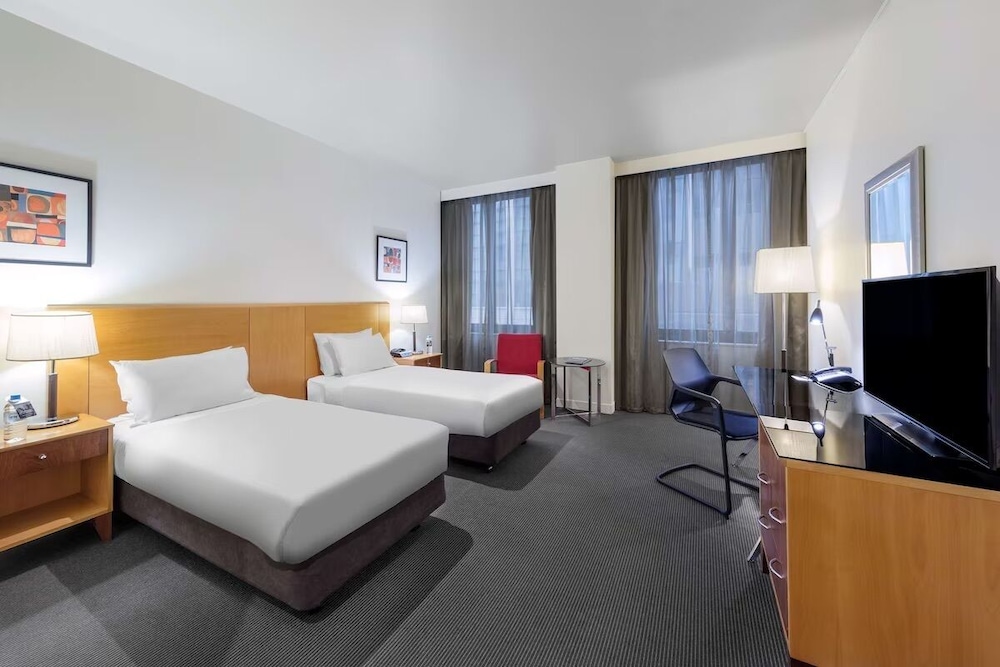Flagstaff Gardens Hotel 15/65