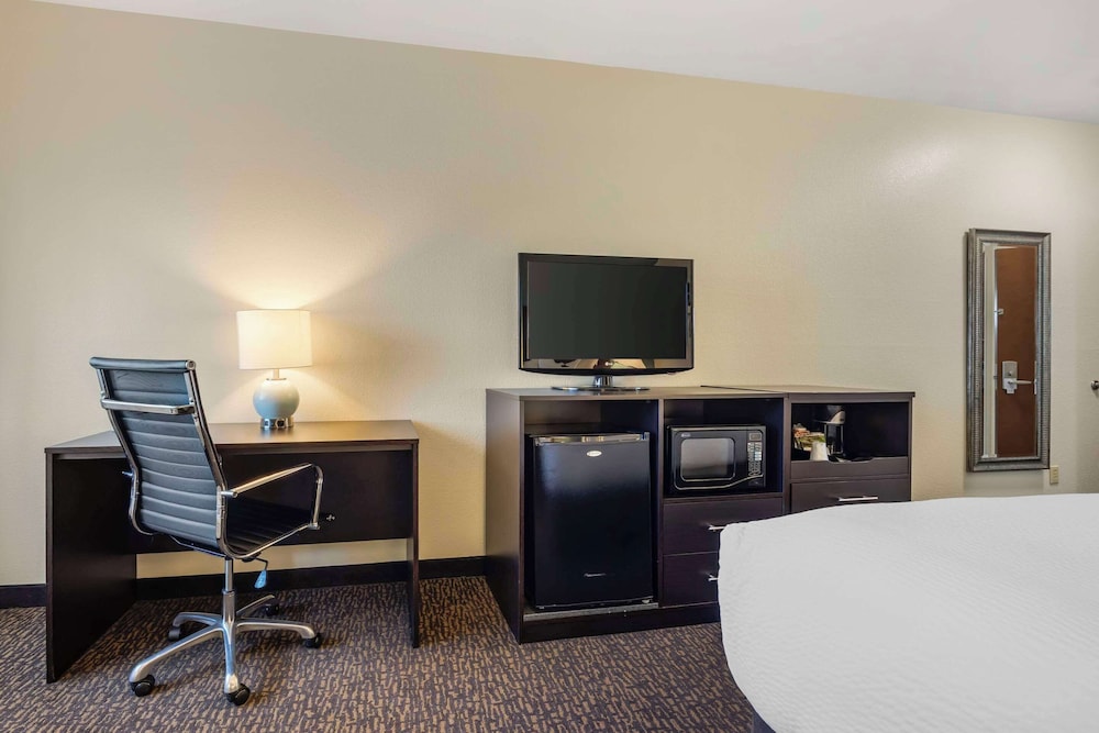 Sleep Inn & Suites Huntsville 36/45