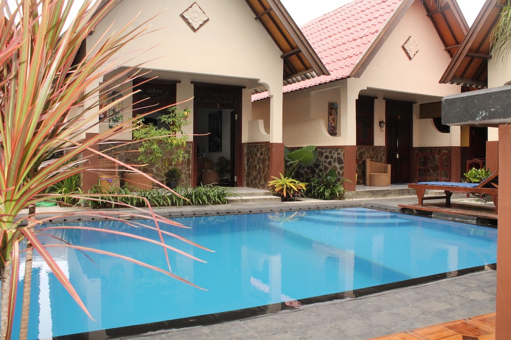 Gili Bagaz Cottages photo1