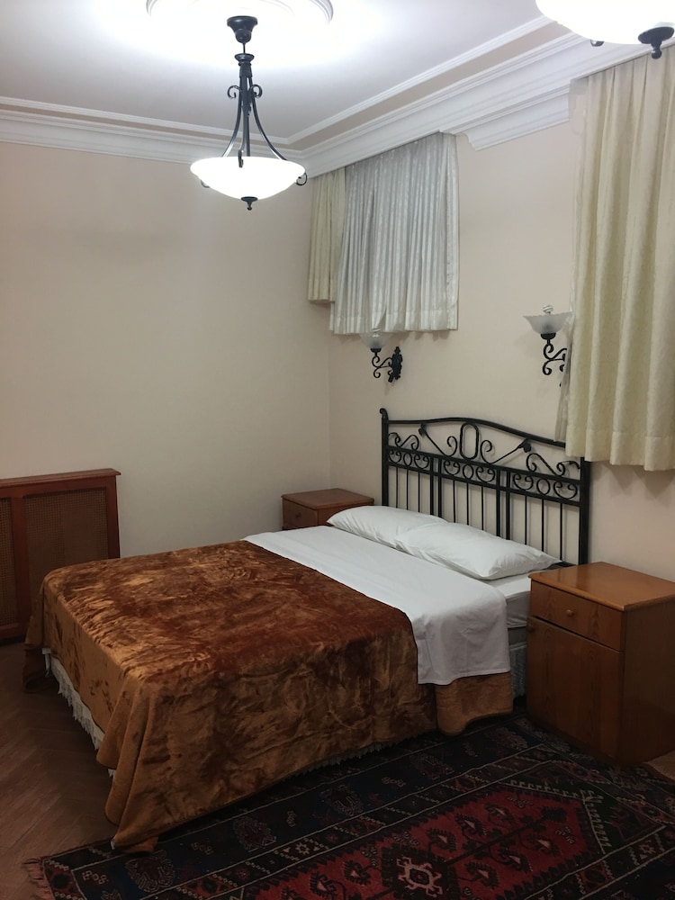 ECONOMY, DOUBLE BED