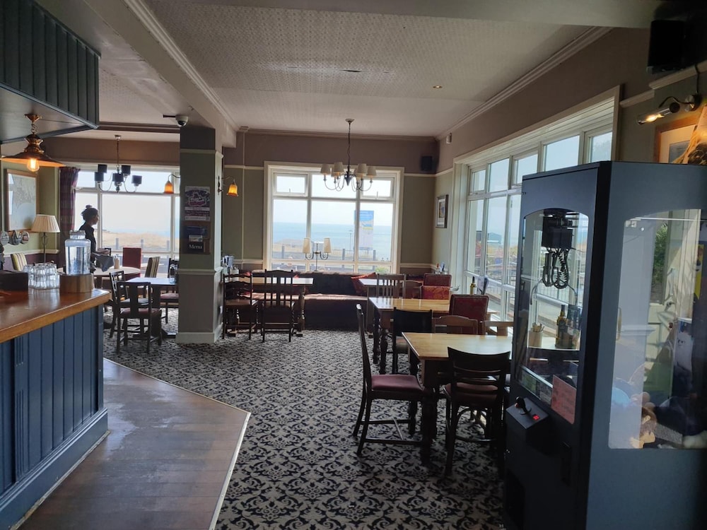 Commodore Hotel 31/61