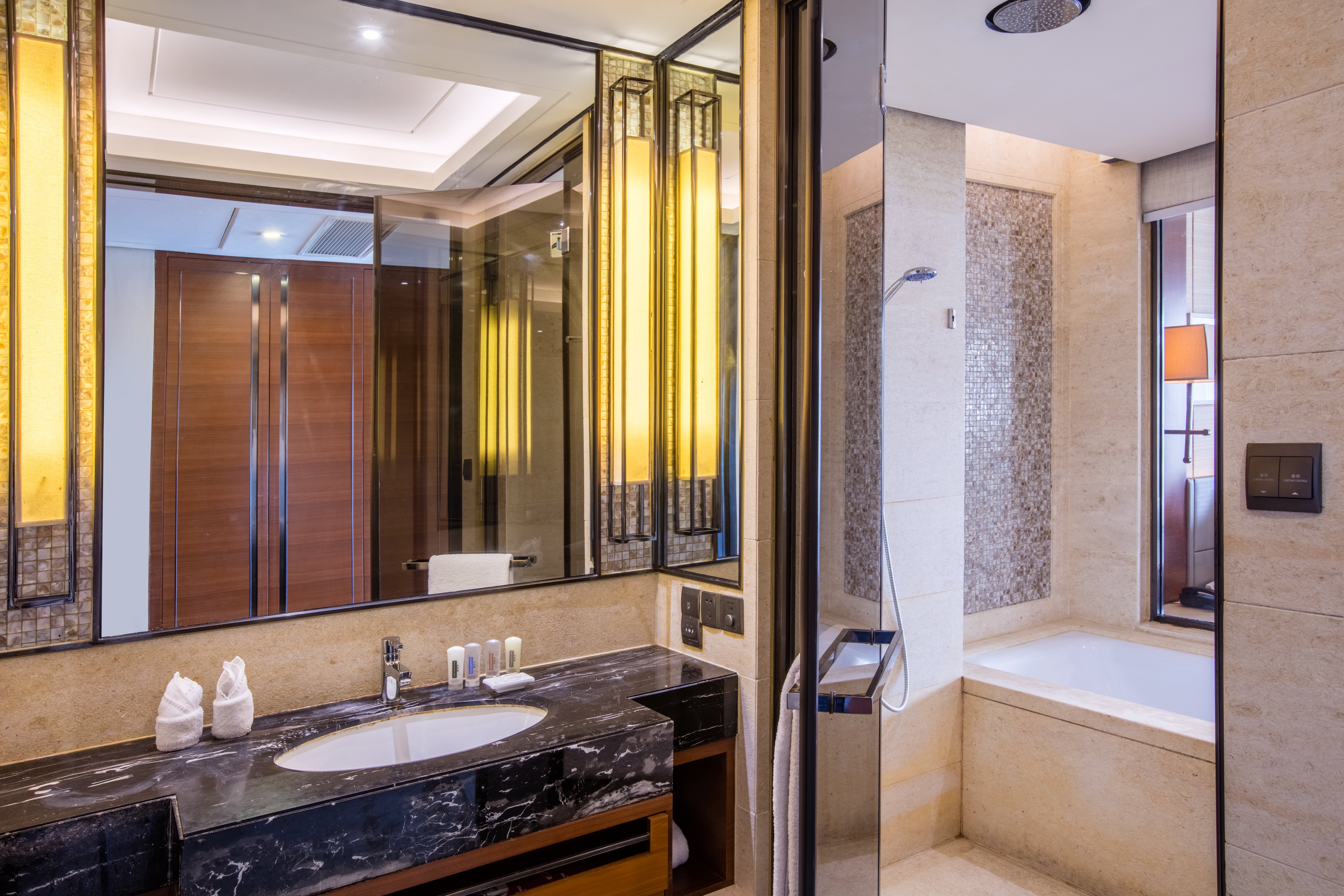 Crowne Plaza Sanya City Center 49/50