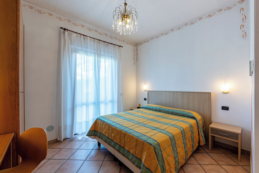 Hotel Romantic 20/60