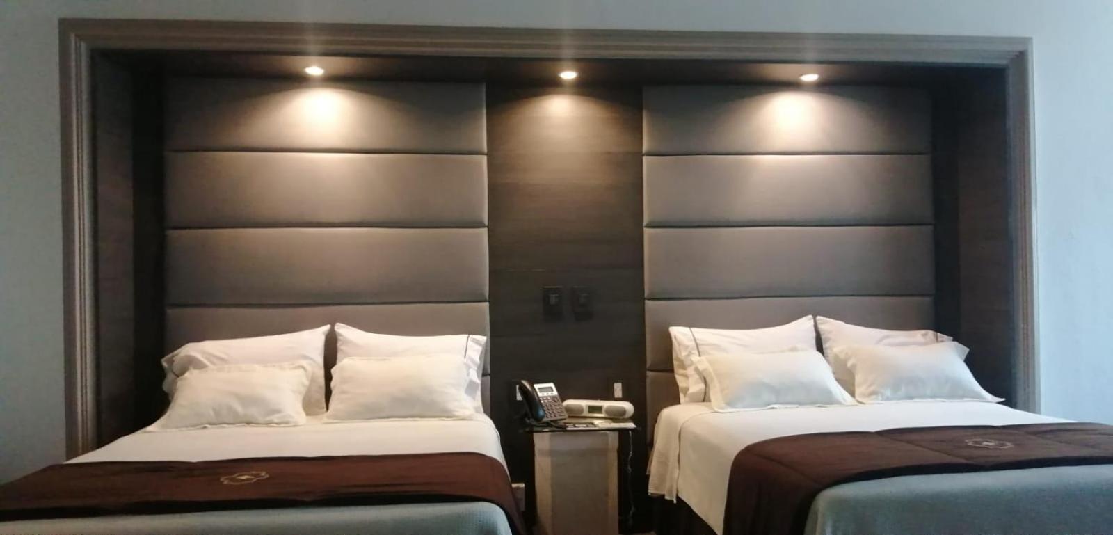 Master, Suite