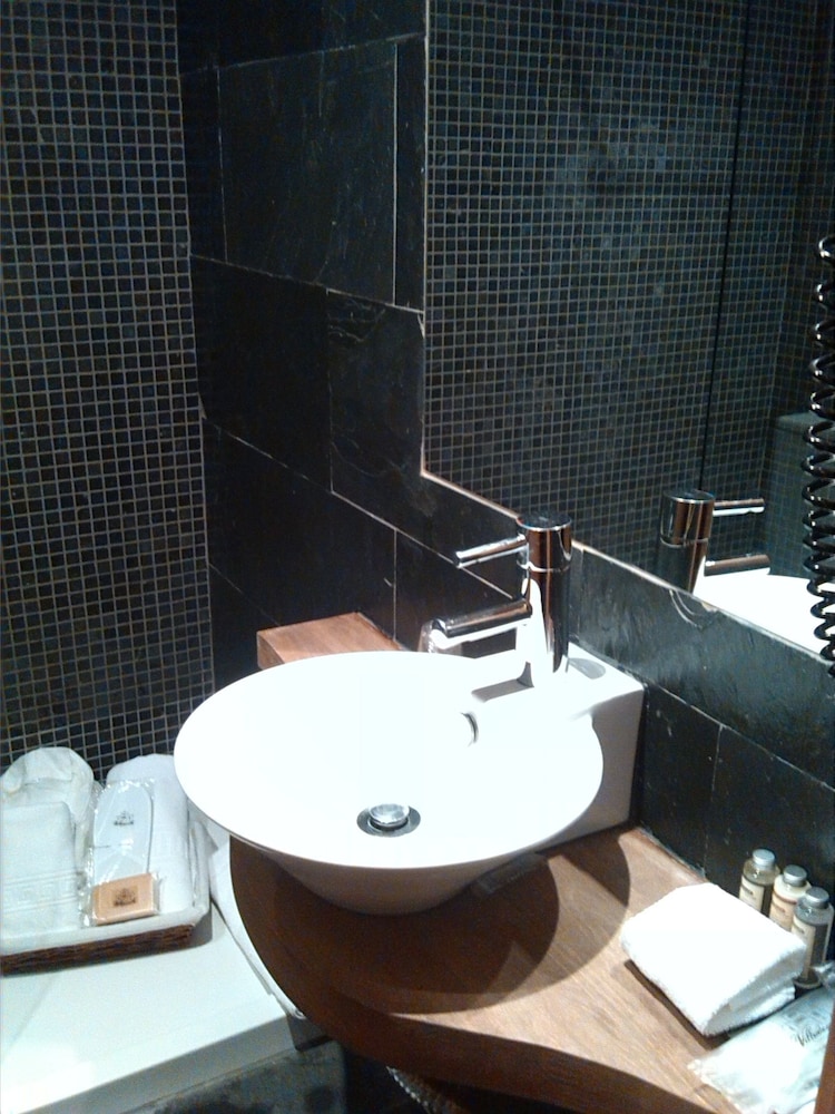 Villadesella Hotel 26/36
