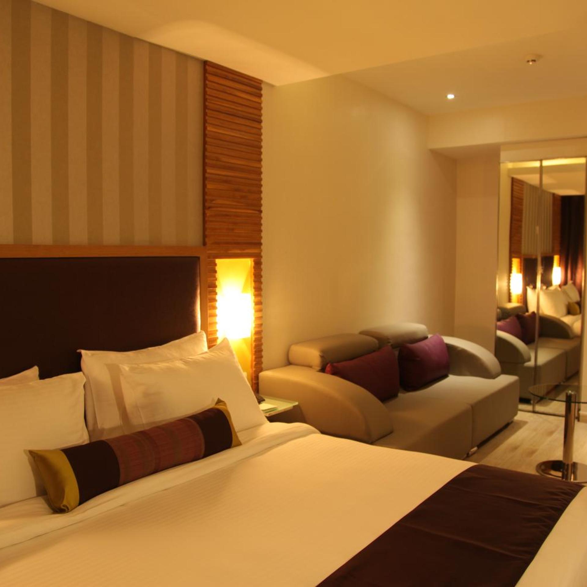 Oyo Premium Karkhana Secunderabad 10/63