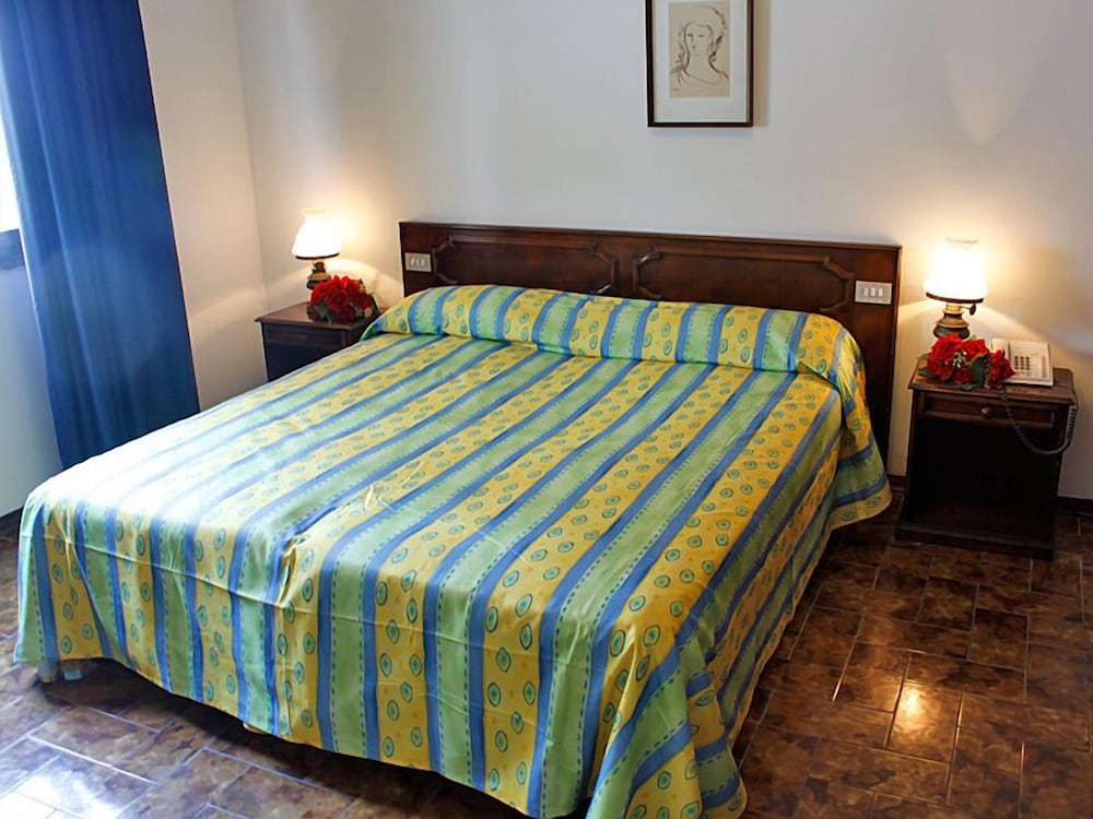 Giulivo Hotel Village 10/50