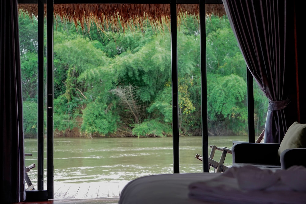 The River Life Resort 40/67