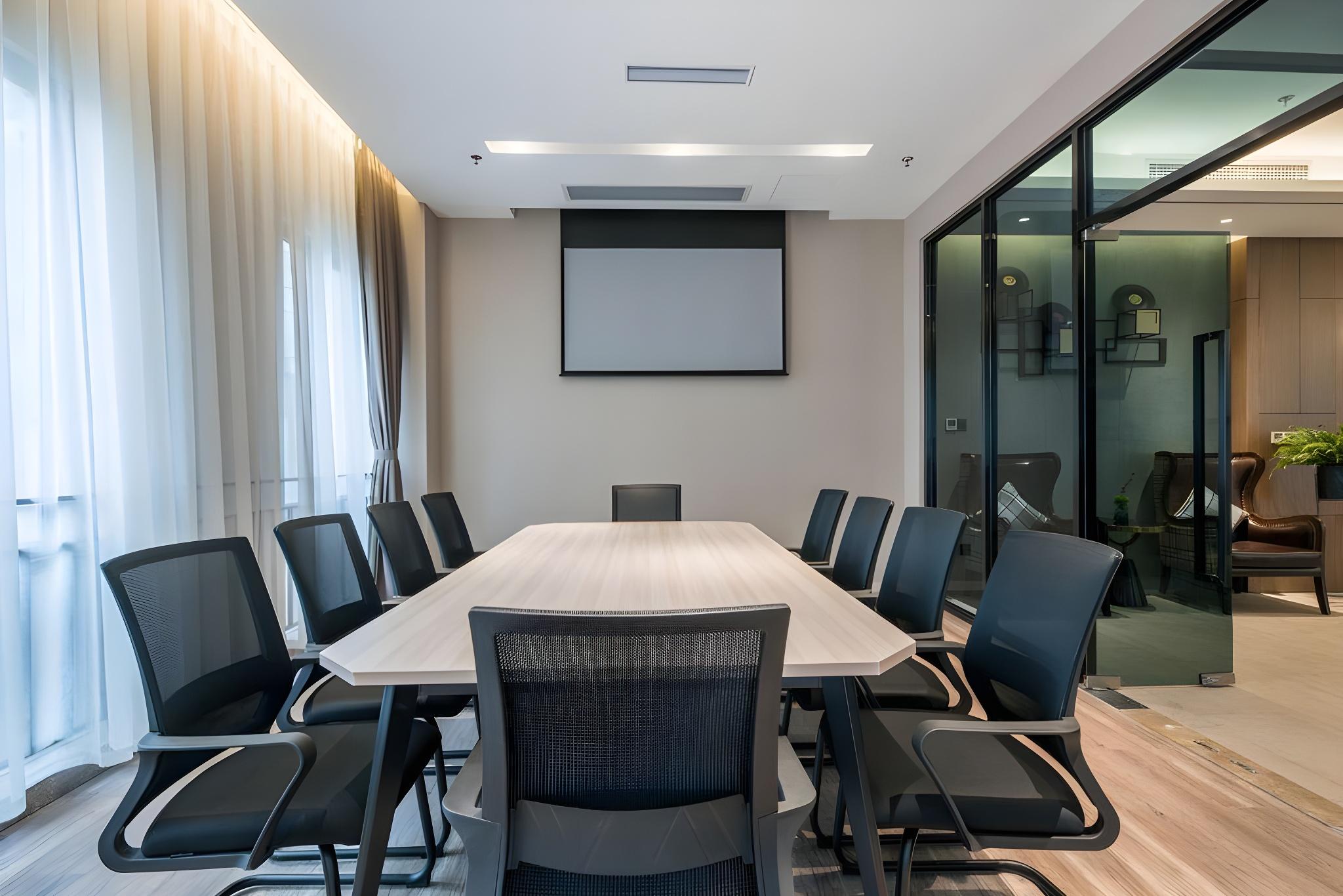 Home Inn Plus (Chongqing Jiefangbei Pedestrian Street) 38/42