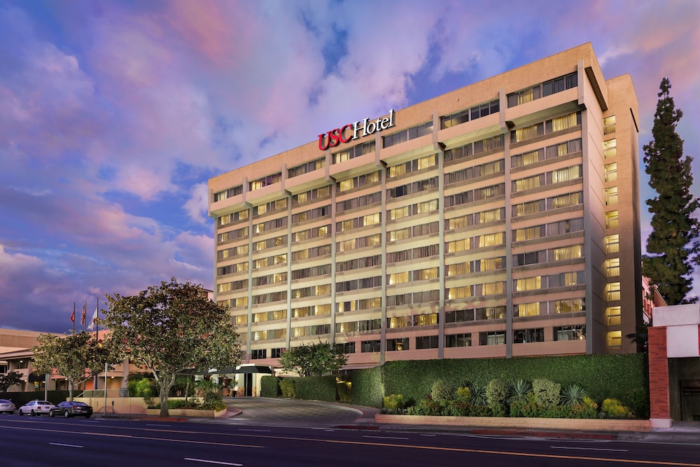 USC Hotel 2/51