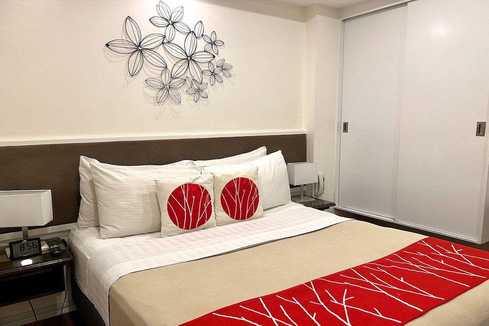 Khotel near T3 Airport 28/48