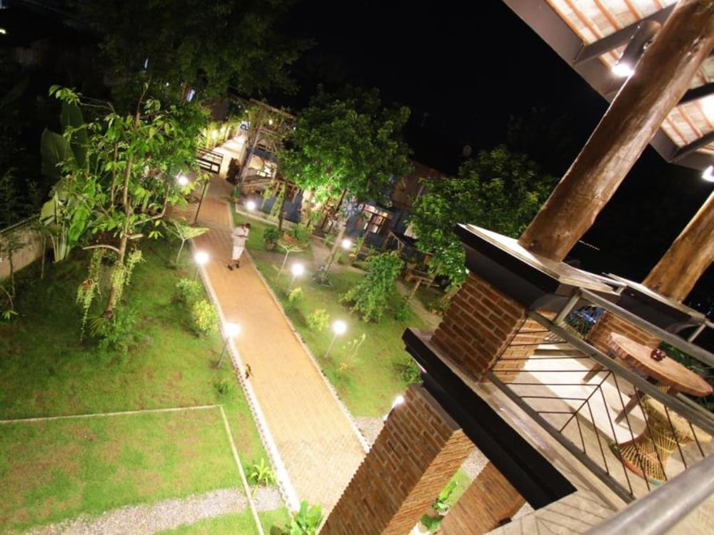Above The Sea Guesthouse 23/50