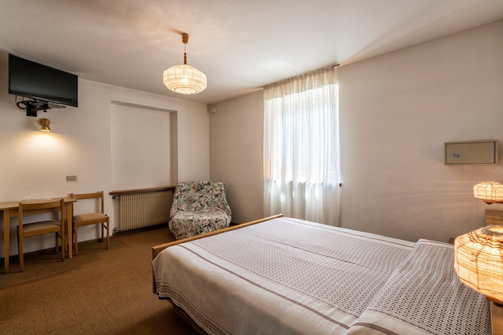 ALBERGO PANORAMA 7/30