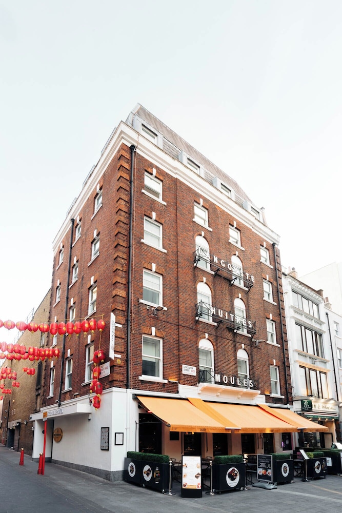 Leicester House 7/72