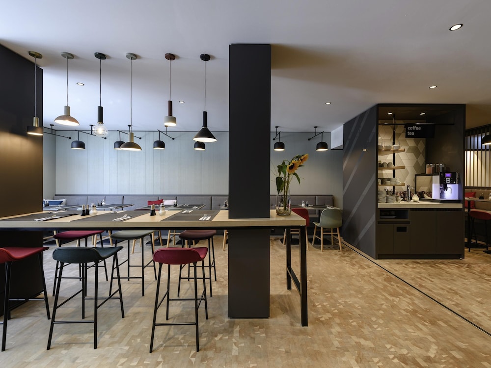 Mercure Muenchen Schwabing 54/76
