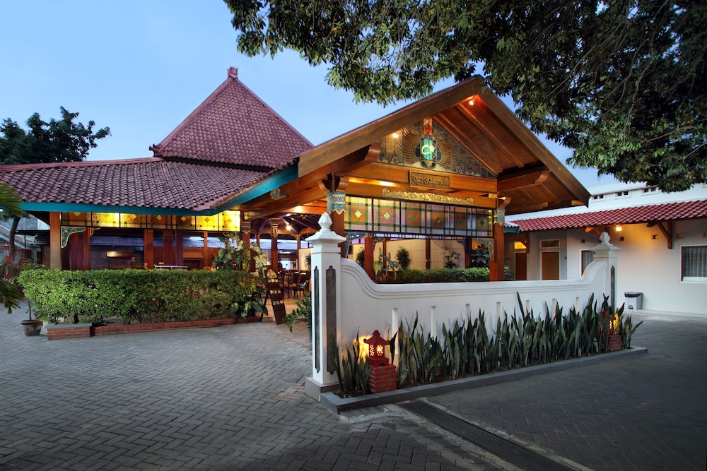 Cakra Kusuma Hotel 3/49