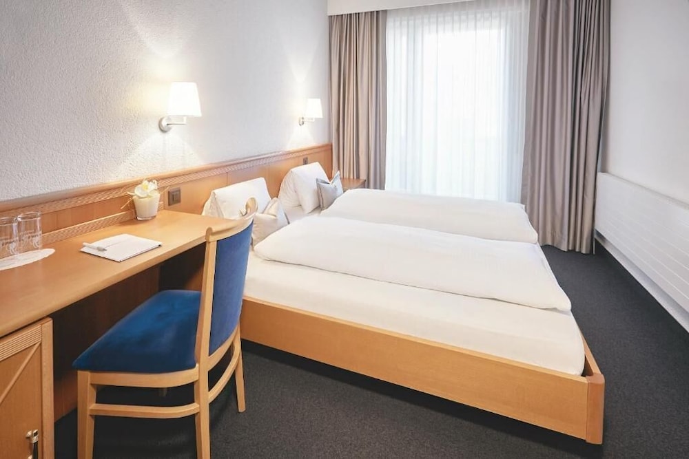 Hotel Schiff Am Rhein 17/50