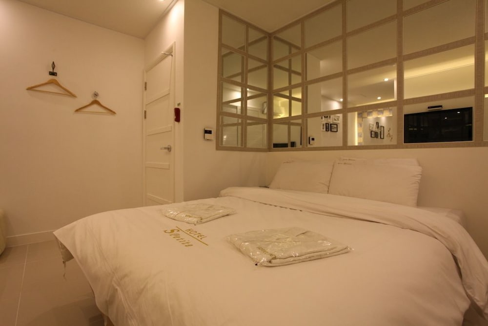 S-Petite Hotel 13/30