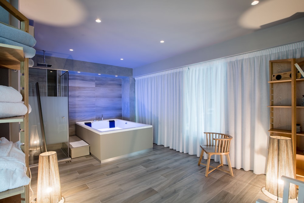 Oniros Residences 13/50