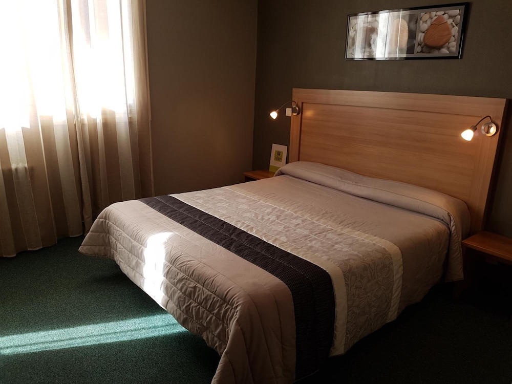 HOTEL DU MIDI 21/30