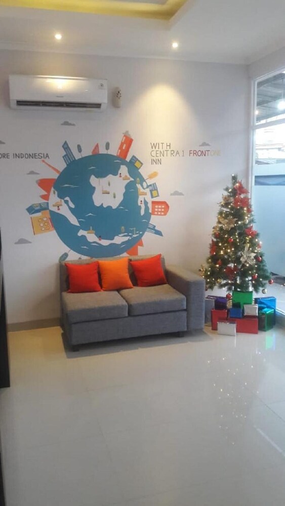 Central Front One Inn Jakarta Airport 29/33