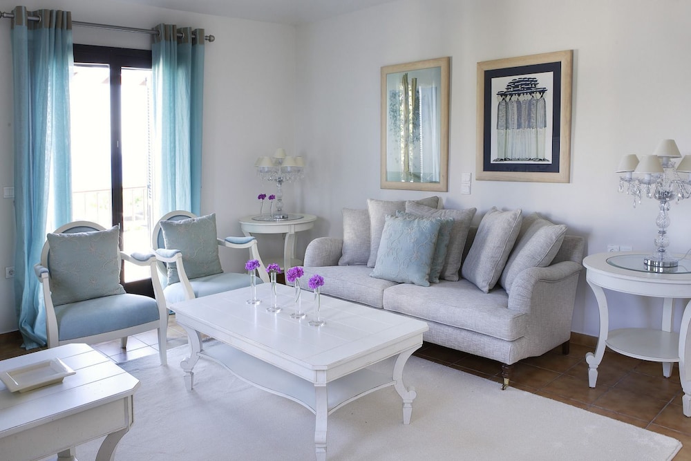 Aegean Suites - Adults Only 29/57