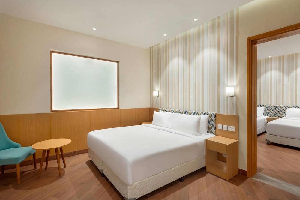 Ramada Encore by Wyndham Lucknow Airport 23/48