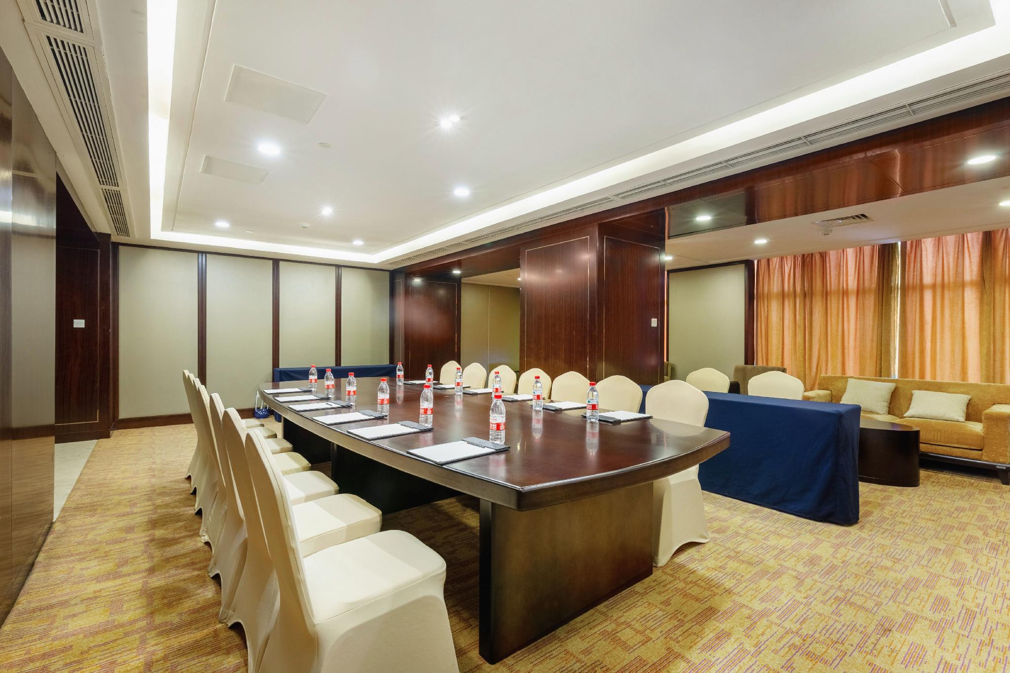 Cenbest Jinling Grand Hotel 48/60