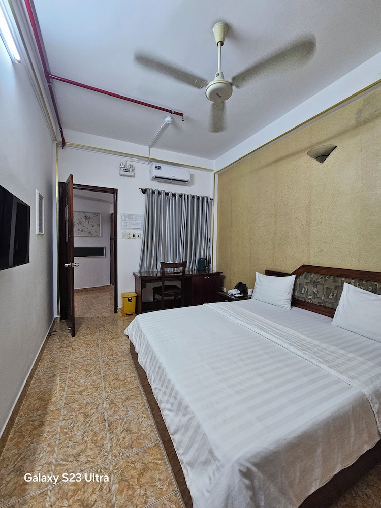 SUPERIOR, DOUBLE BED