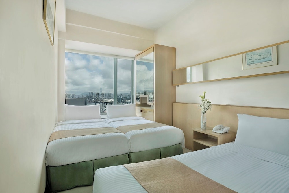 ROOM, TRIPLE