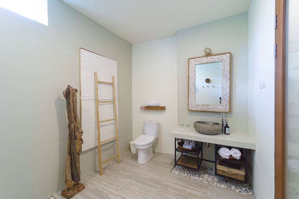 El Tropico Boutique Hotel 50/50