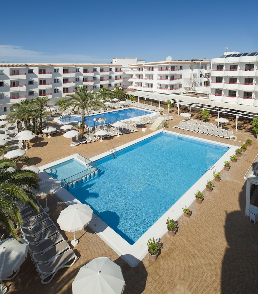Coral Star Apartments 14/70