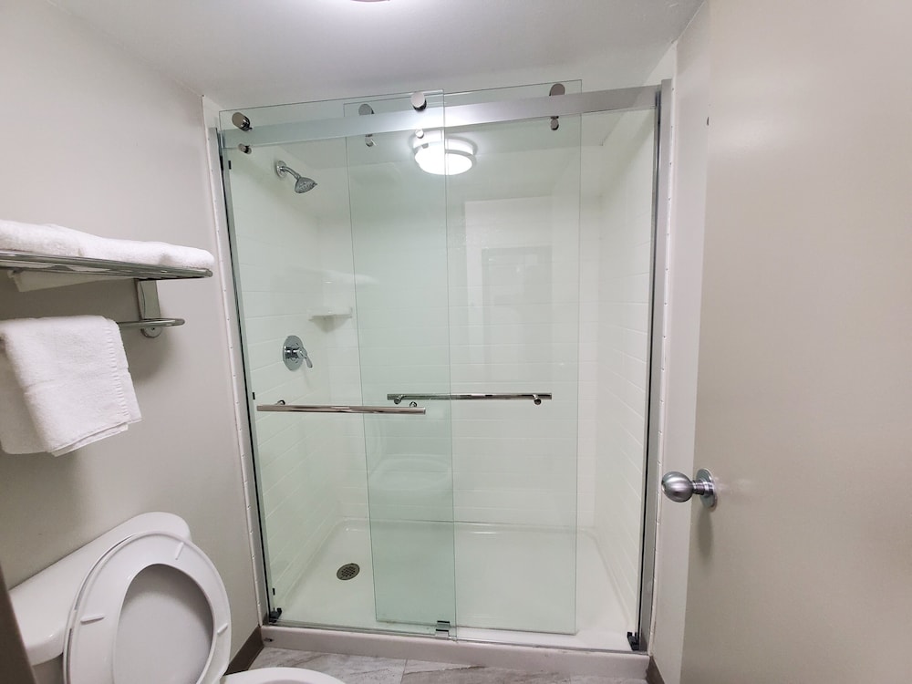 Quality Inn Panama City North 12/31