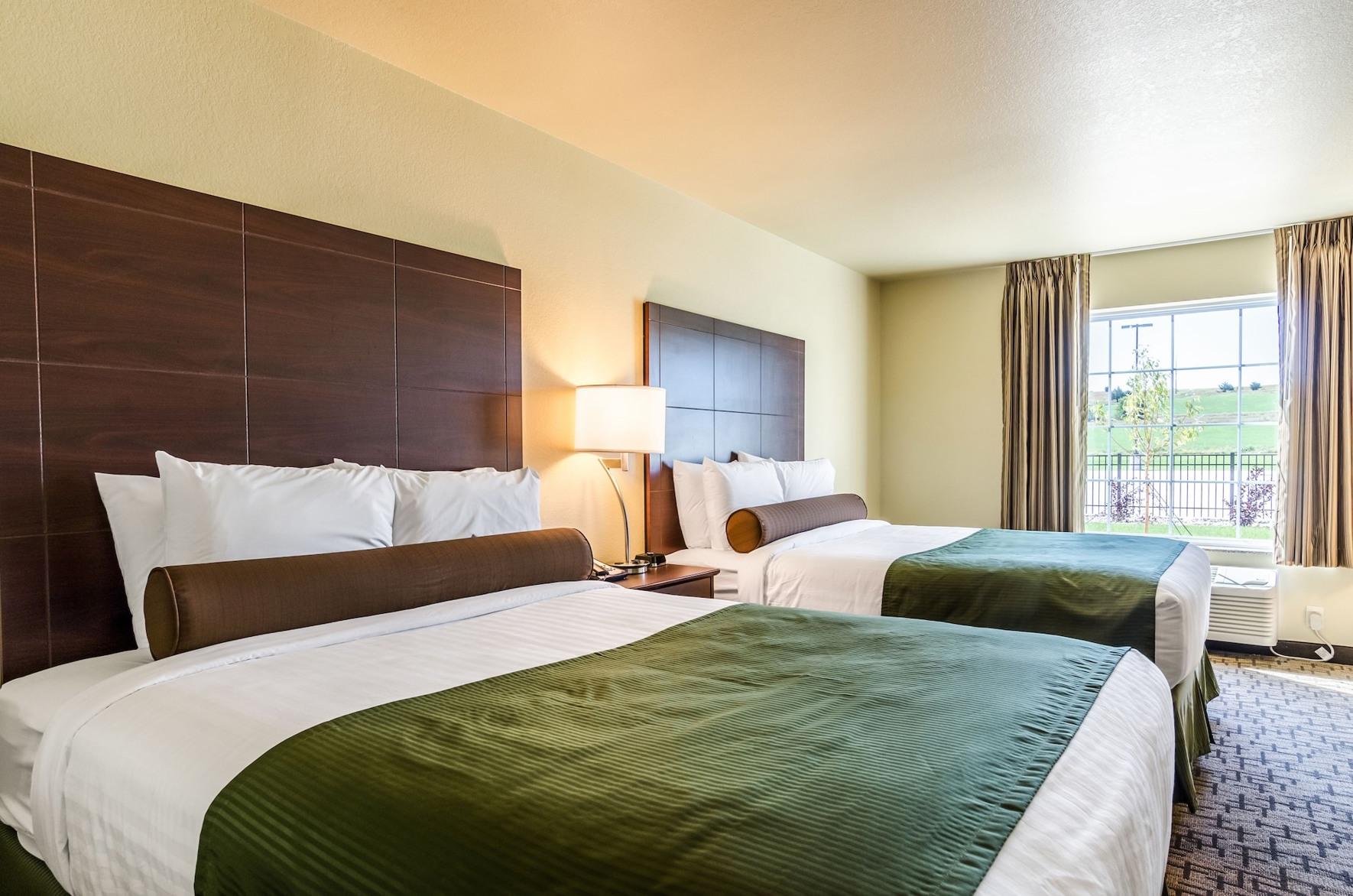 غرفة بسريرين كوين، Cobblestone Hotel & Suites - Paxton 9/9