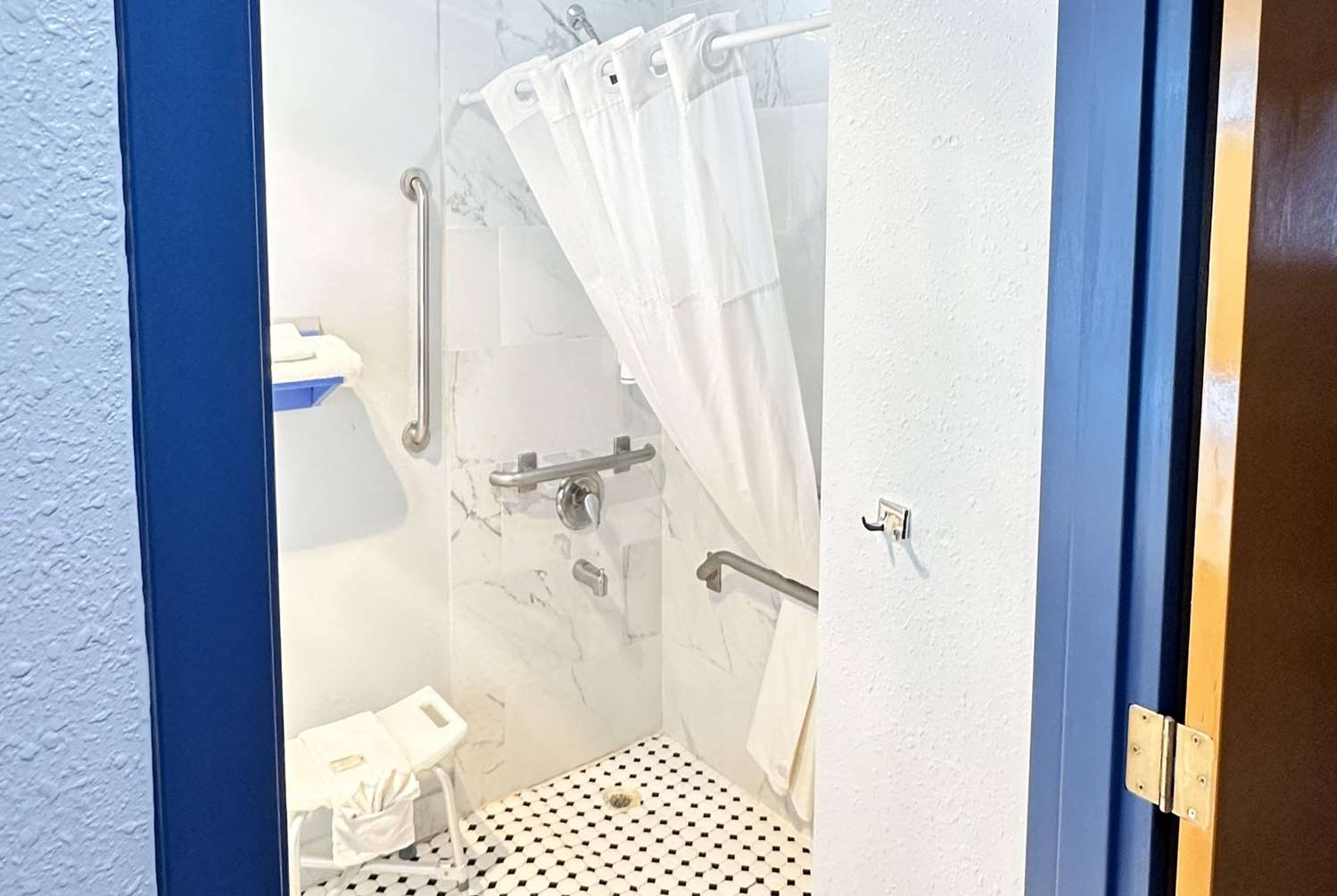 Microtel Inn Gallup 5/7