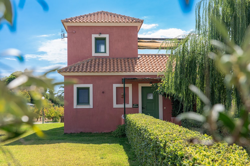 Monambeles Villas 62/76
