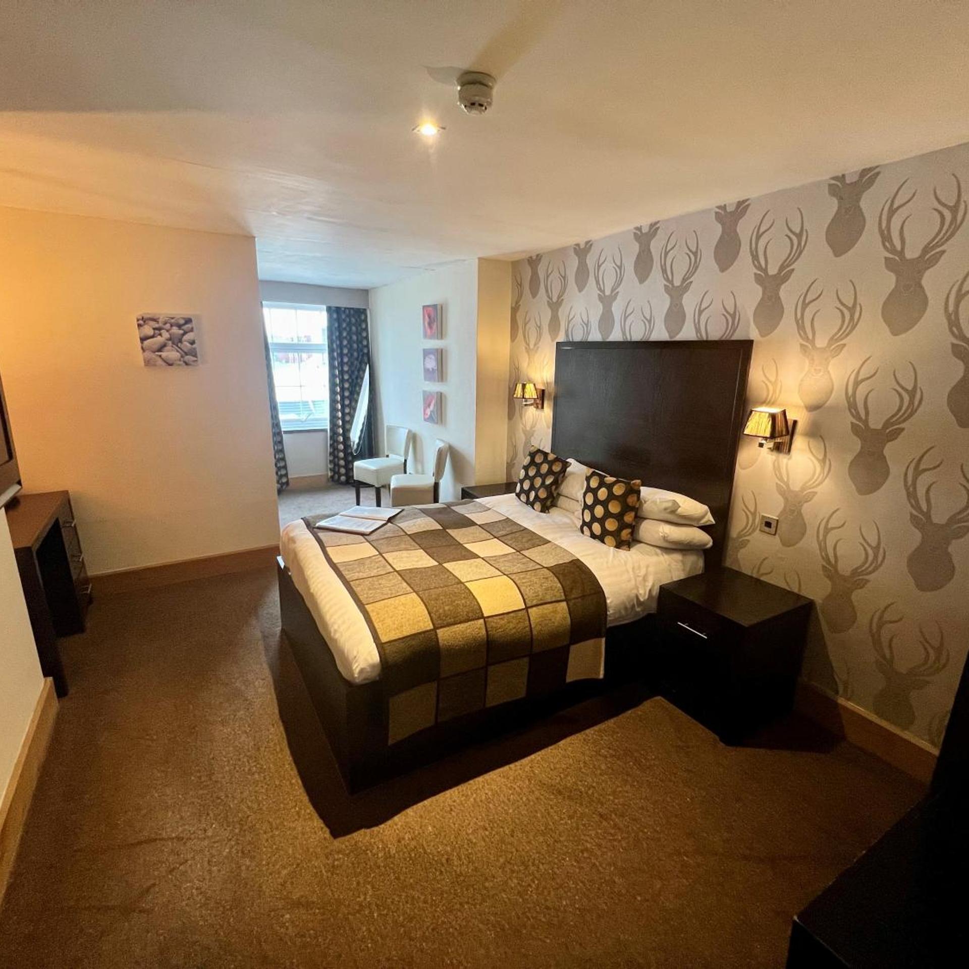 Boutique, Double Bed