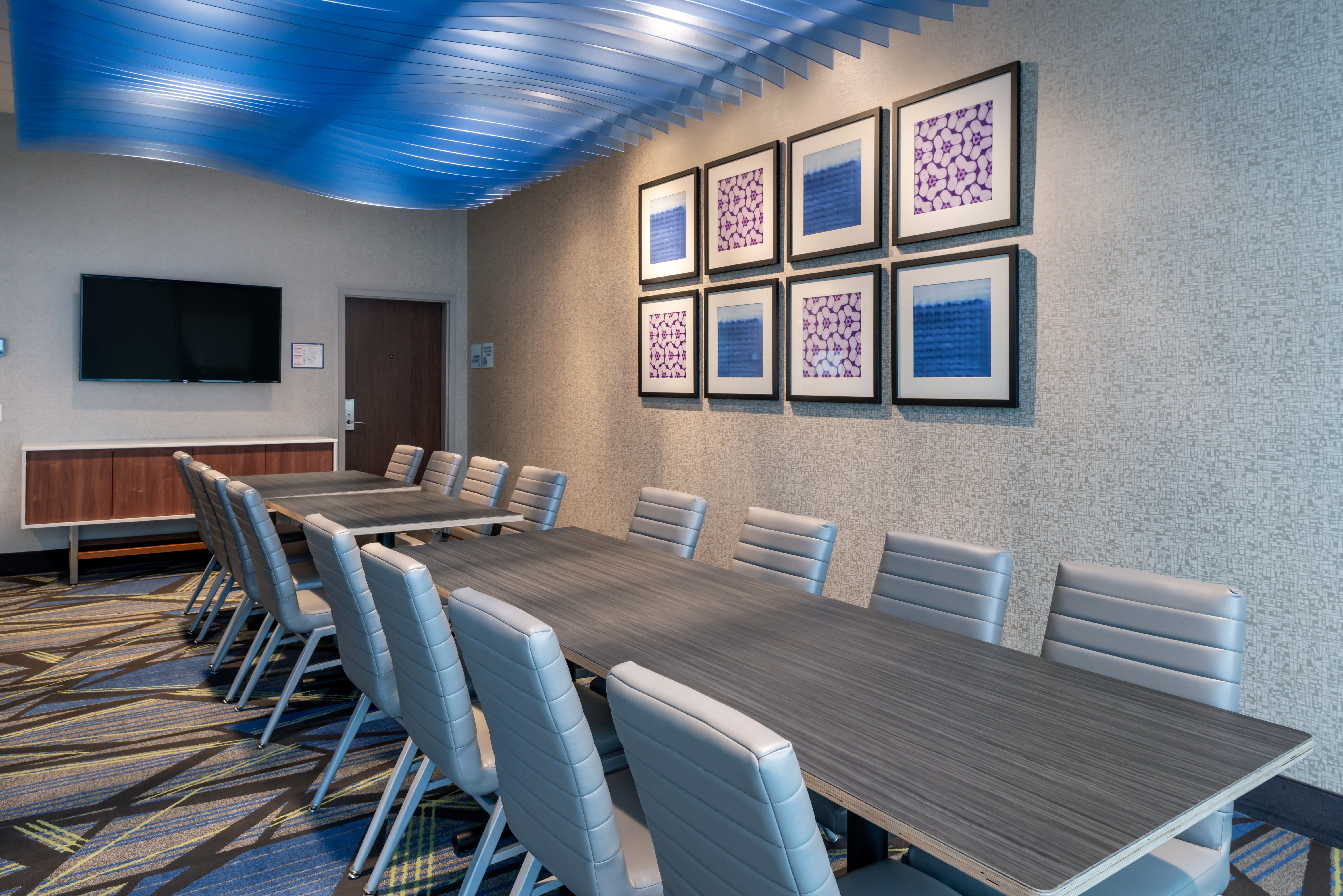 Holiday Inn Express & Suites Romeoville - Joliet North 65/68