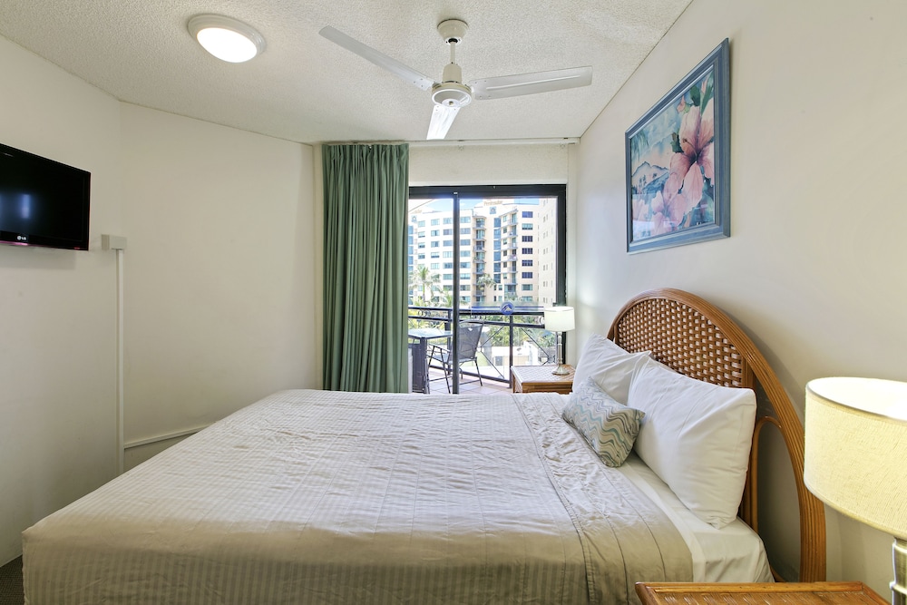 Caribbean Resort 34/70
