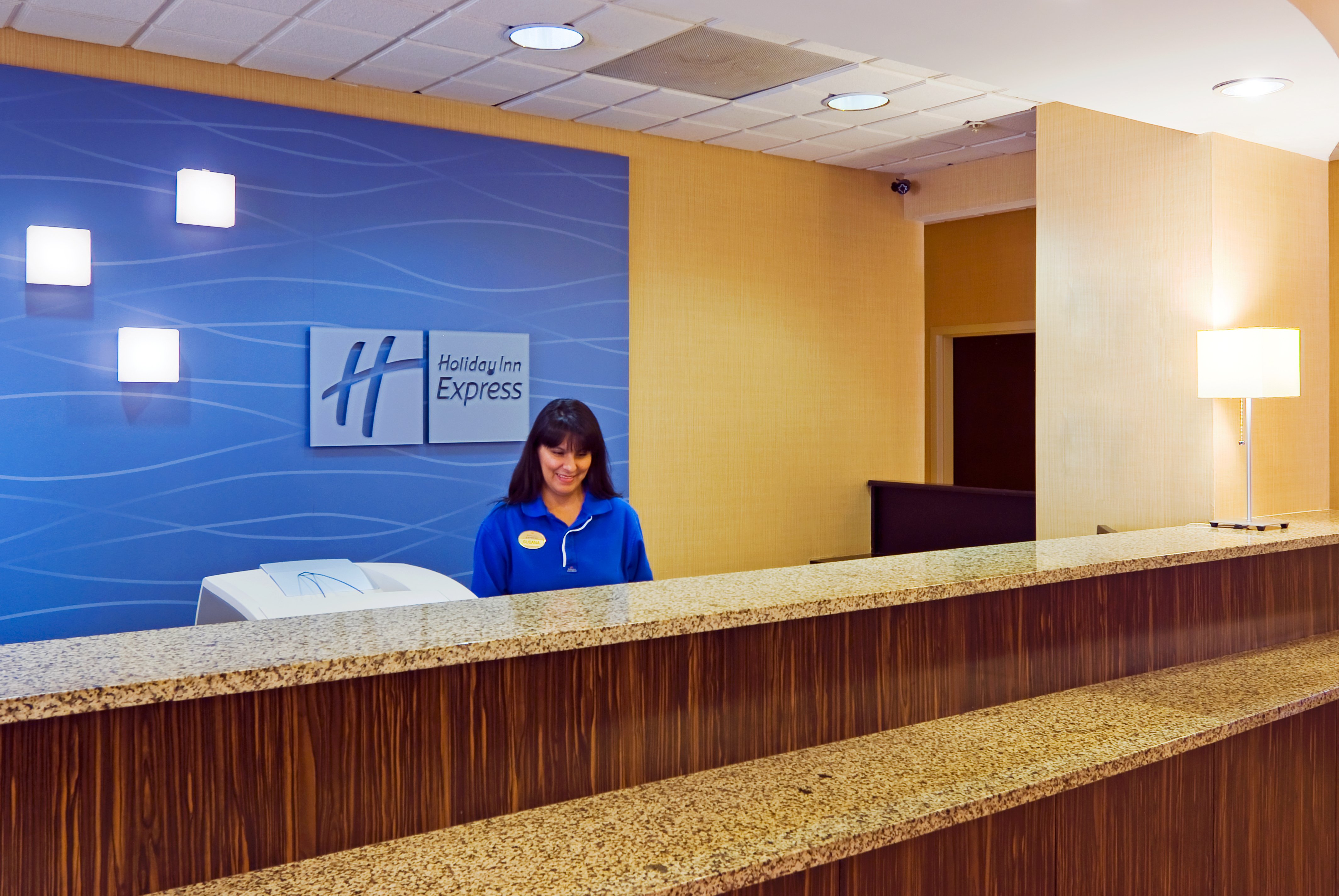 Holiday Inn Express And Suites Kendall East Miami 4/45