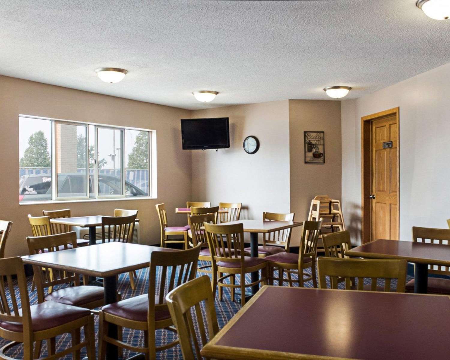 Rodeway Inn Fargo 33/39