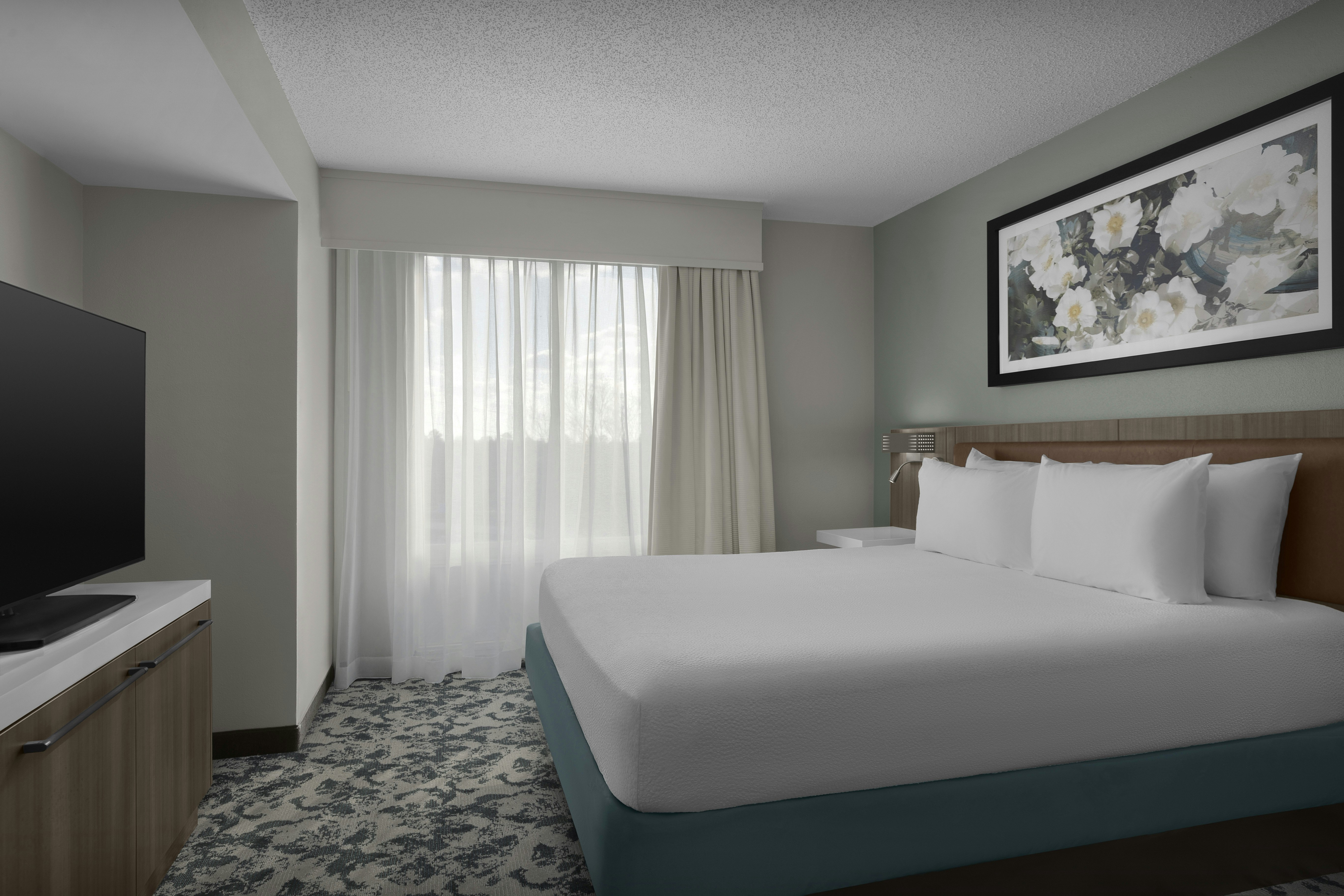 JUNIOR SUITE, KING BED